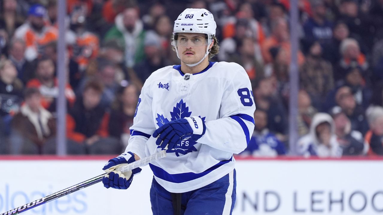 Maple Leafs y William Nylander escapan de error de alineación