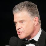 Jim Lampley: Viernes noche ideal para pelear | Defector