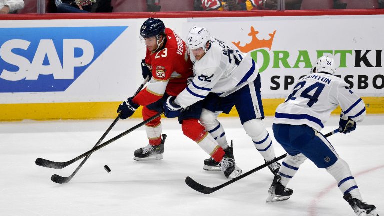 Panthers empatan serie al ganar 4-0 a Maple Leafs