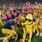 Los Savannah Bananas hacen aburrido el béisbol | Defector