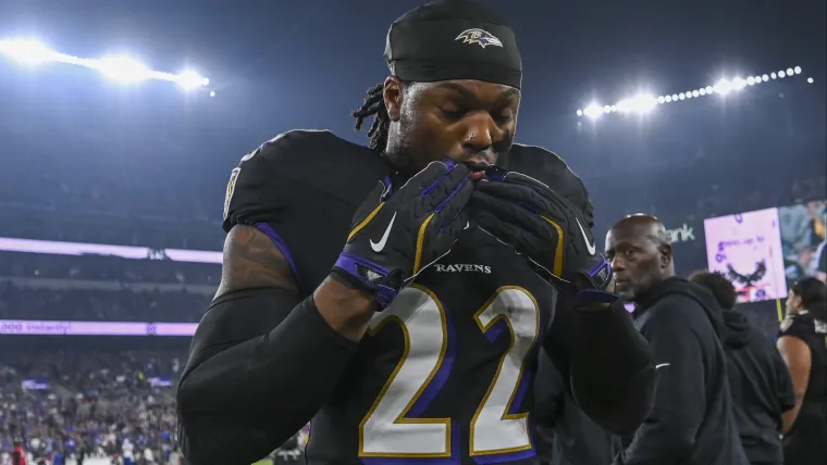 Derrick Henry gasta fortuna en fitness para renovación con Ravens
