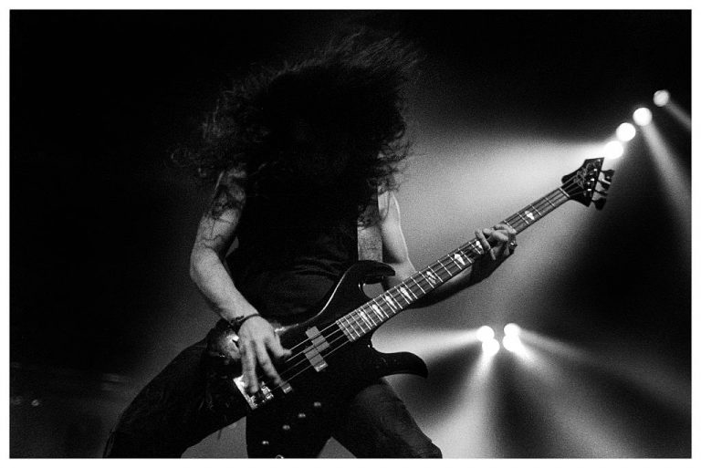 ¿Somos humanos o somos Slayer? | Defector