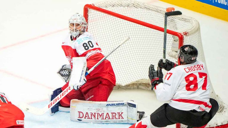 Dinamarca elimina a Canadá del mundial con sorprendente remontada final