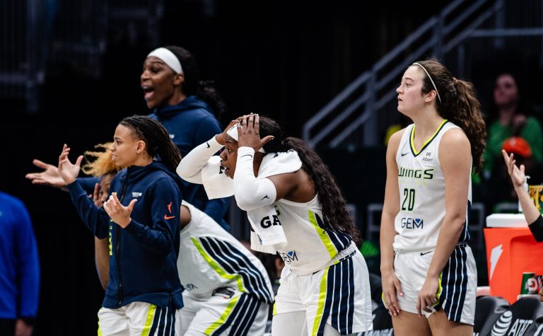 Dallas Wings solo les queda una oración | Defector
