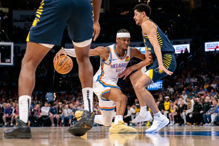Avance mega de las Finales NBA 2025. ¡Arrodíllate! | Defector
