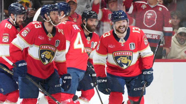 Panthers lideran 2-1 en la Final de la Copa Stanley vs Oilers