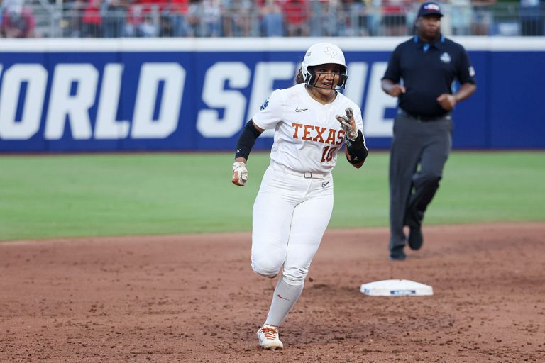 Mi Reina Mia Scott es Campeona Nacional | Defector